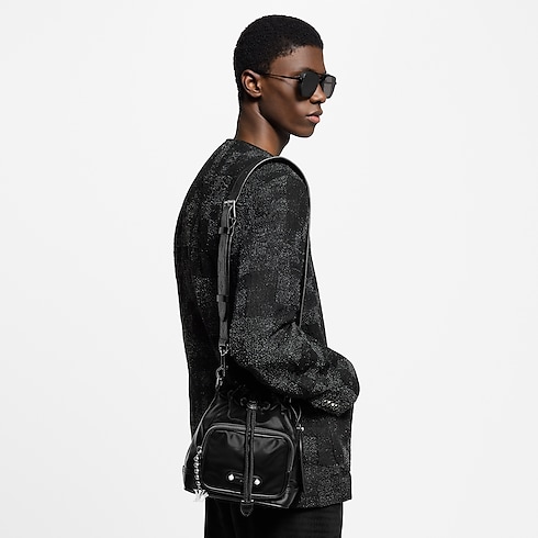 Other Leather Men's Bags New In Noé Cargo | Louis Vuitton ® (Product zoom)