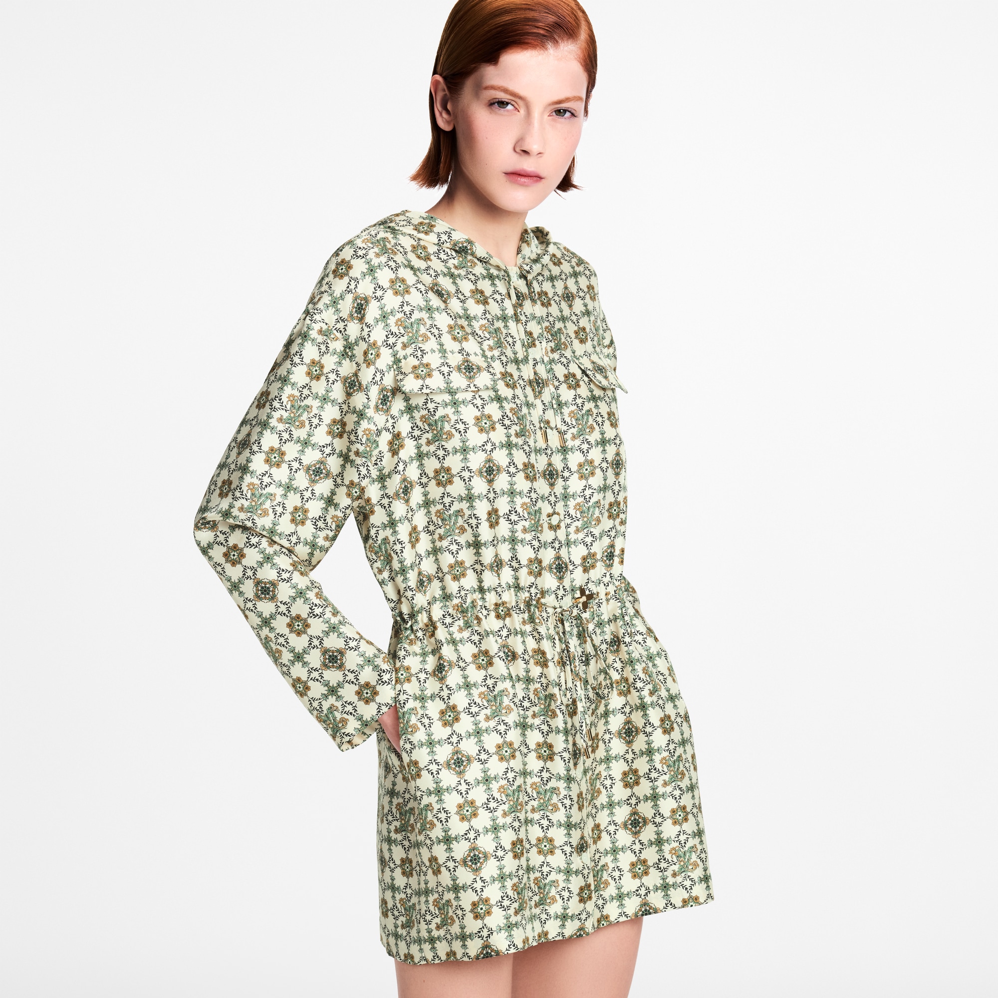 LOUIS VUITTON Nouveau Monogram Shirt Dress Egg Shell. Size 42 LOUIS VUITTON Nouveau Monogram Shirt Dress Egg Shell. Size 42