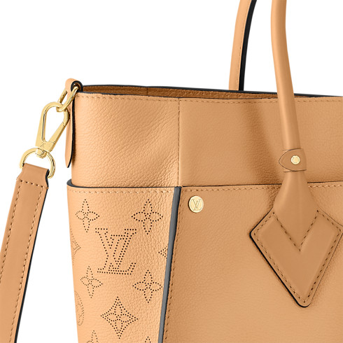 High End Leathers Handbags All Collections On My Side GM | Louis Vuitton ® (Product zoom)