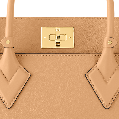 High End Leathers Handbags All Collections On My Side GM | Louis Vuitton ® (Product zoom)