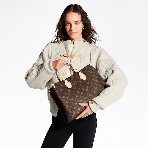 Monogram Personalization Bags and Small Leather Goods Personalization OnTheGo MM Mon Monogram | Louis Vuitton ® (Product zoom)