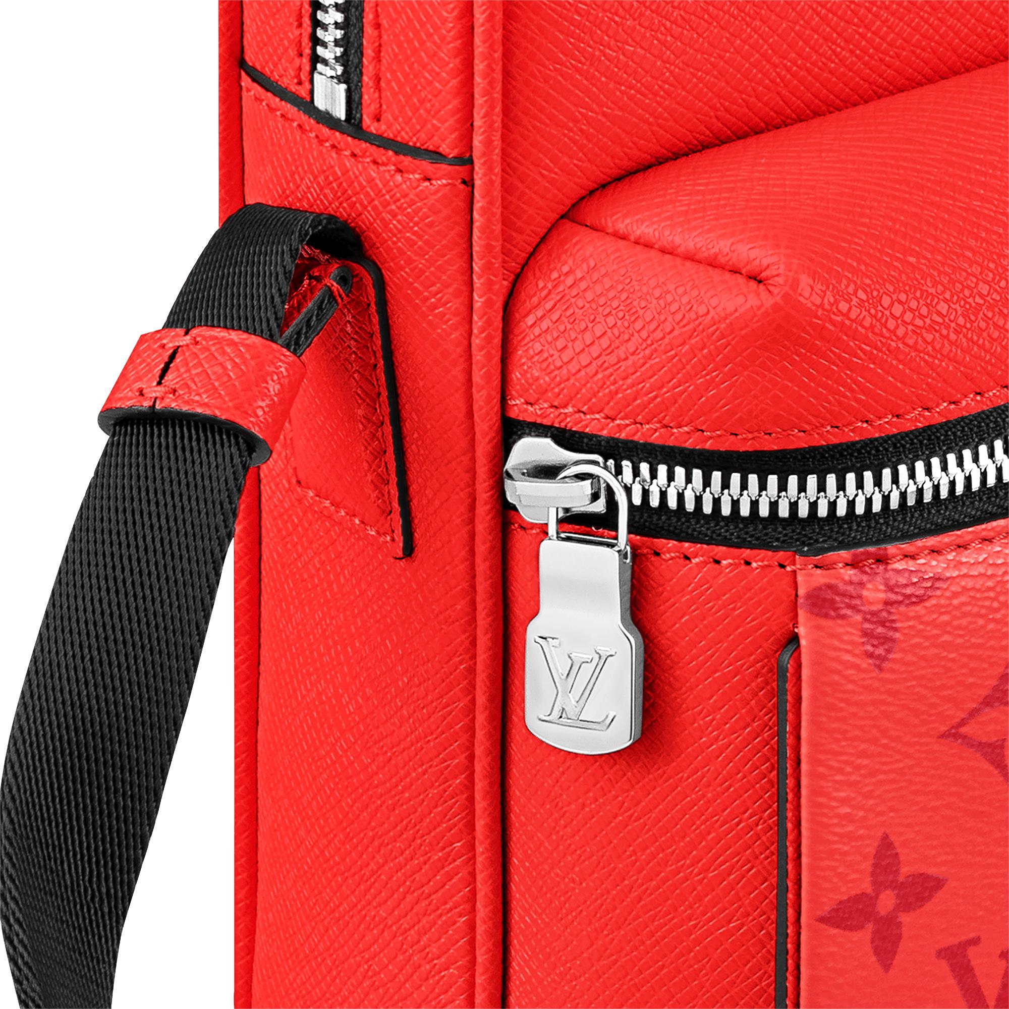 Outdoor Messenger Taigarama - Men - Bags | LOUIS VUITTON ®