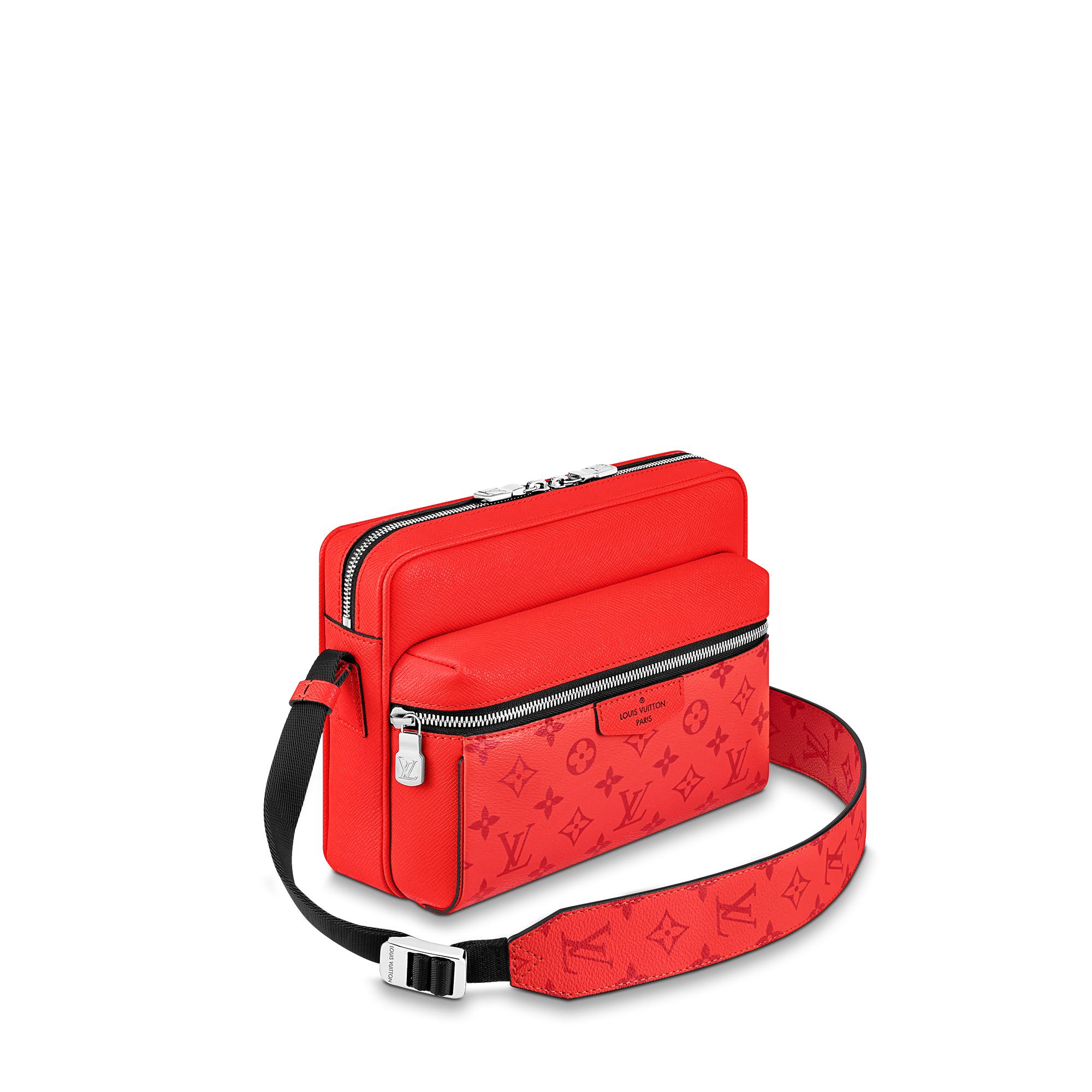 louis vuitton mens mini bag