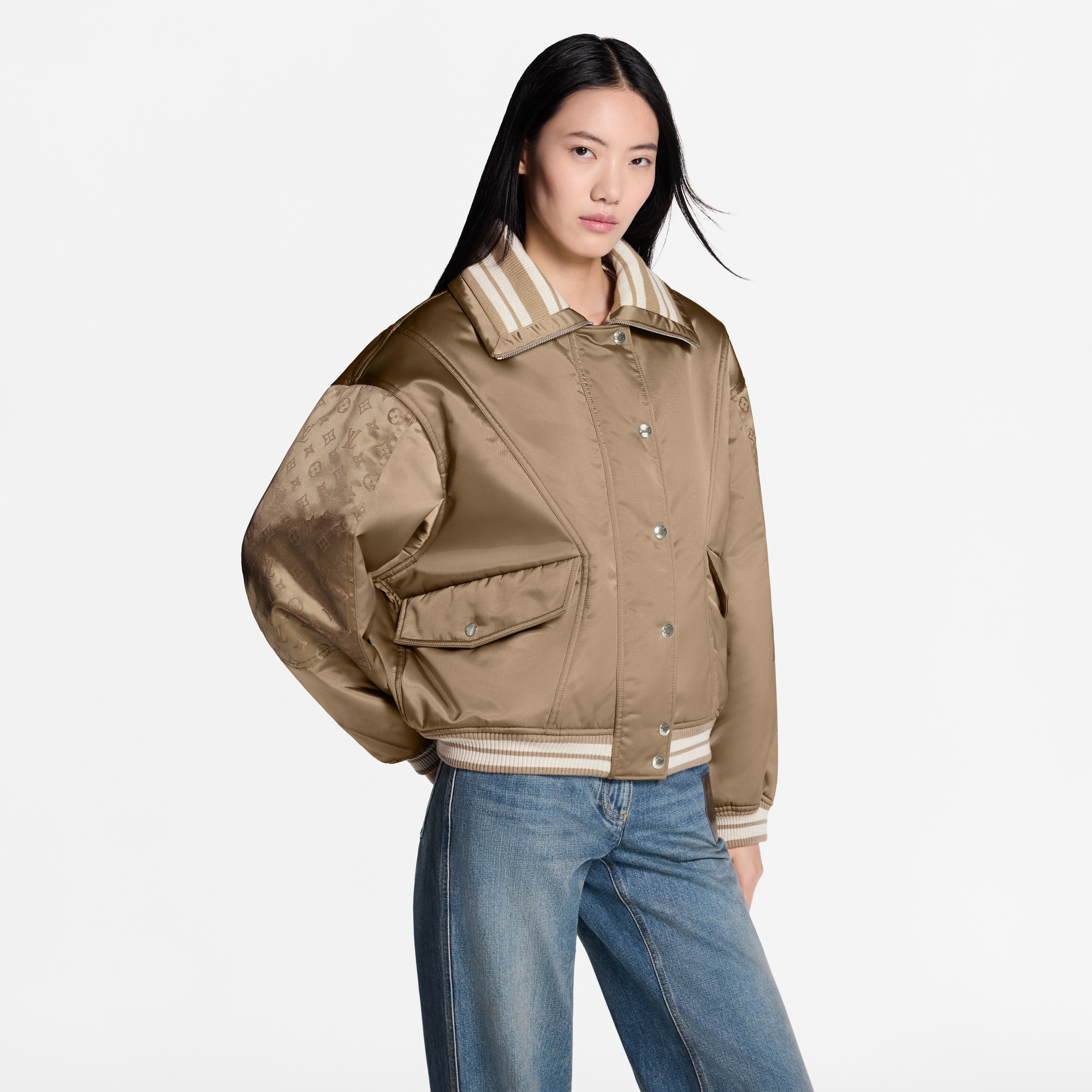  Ready-to-Wear Coats and Jackets Padded Bomber Jacket
 | Louis Vuitton ® (Product zoom)