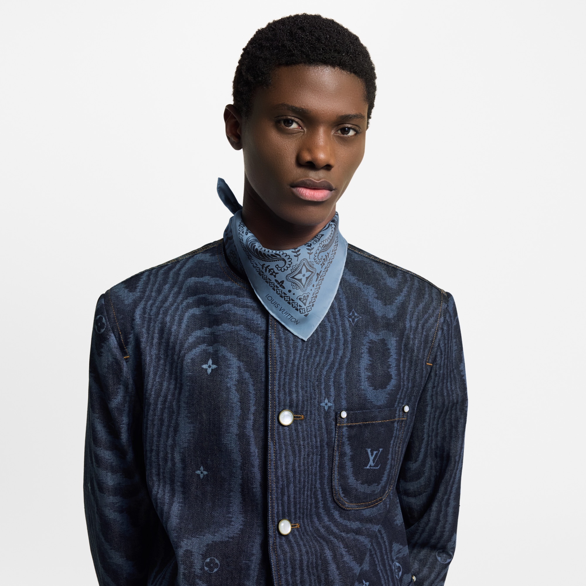 S00 Accessories Silk and Bandanas Paisley Bandana | Louis Vuitton ® (Product zoom)