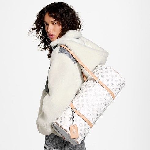 Other Monogram Canvas New In Women } Papillon 45 | Louis Vuitton ® (Product zoom)