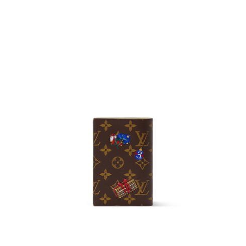 Monogram Small Leather Goods Card Holders and Key Holders Passport Cover | Louis Vuitton ® (Product zoom)