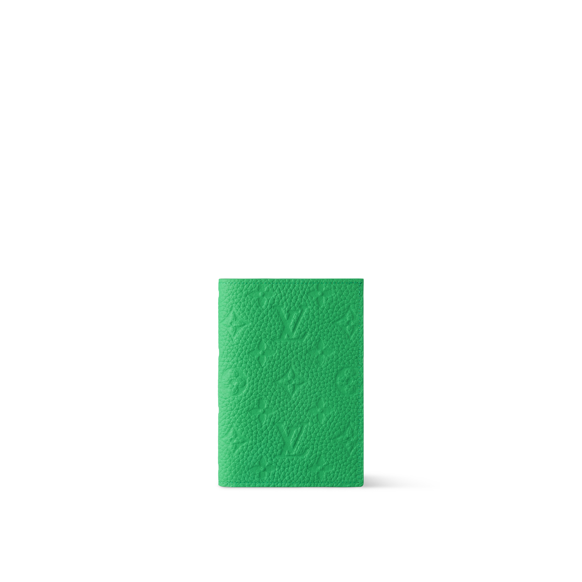 Taurillon Monogram Travel Travel Accessories Passport Cover | Louis Vuitton ® (Product zoom)