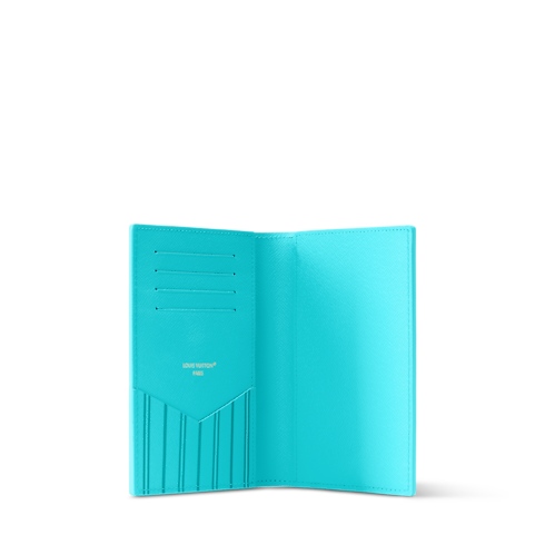 Small Leather Goods Card Holders and Key Holders Passport Cover | Louis Vuitton ® (Product zoom)