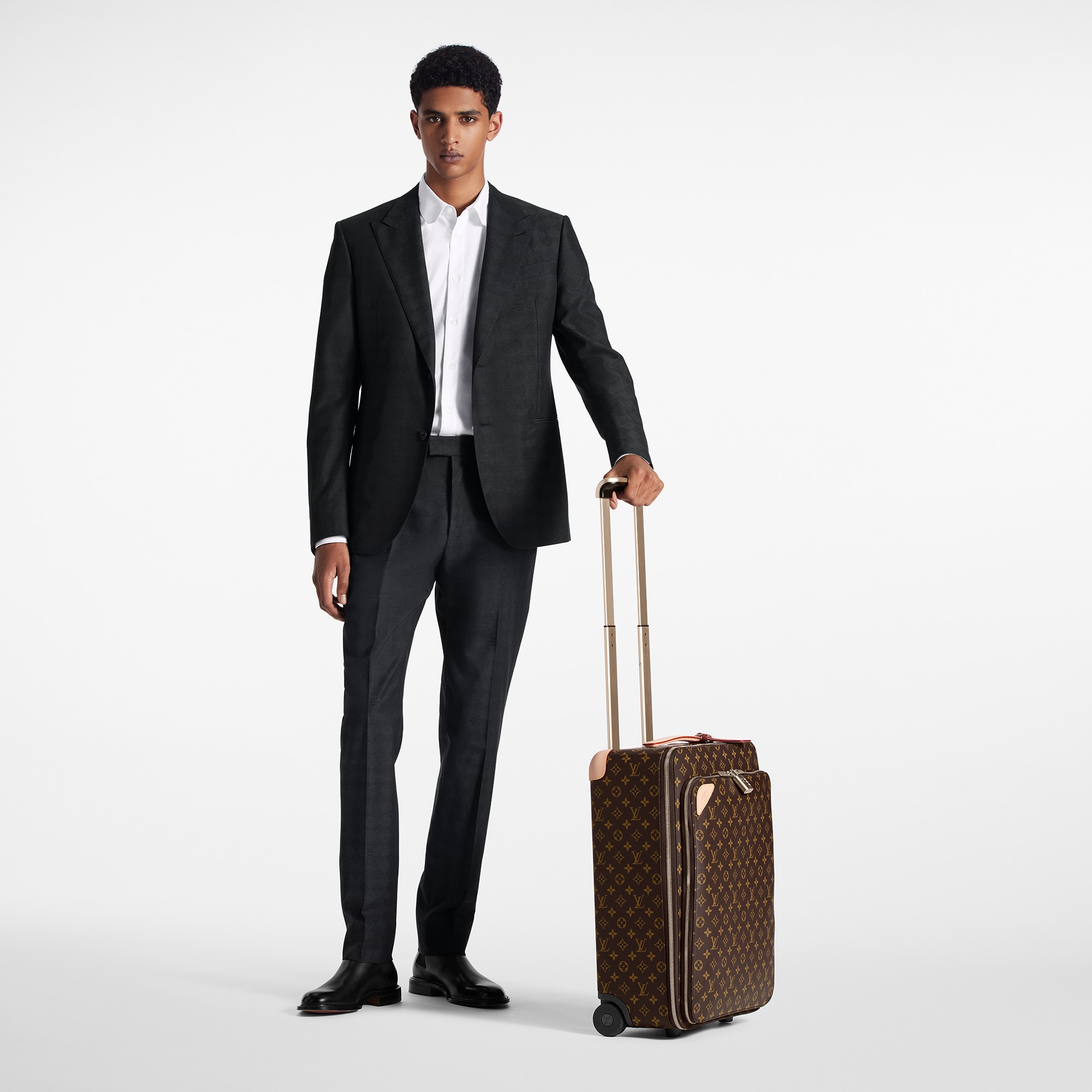 Monogram Travel All Luggage and Accessories Pégase | Louis Vuitton ® (Product zoom)