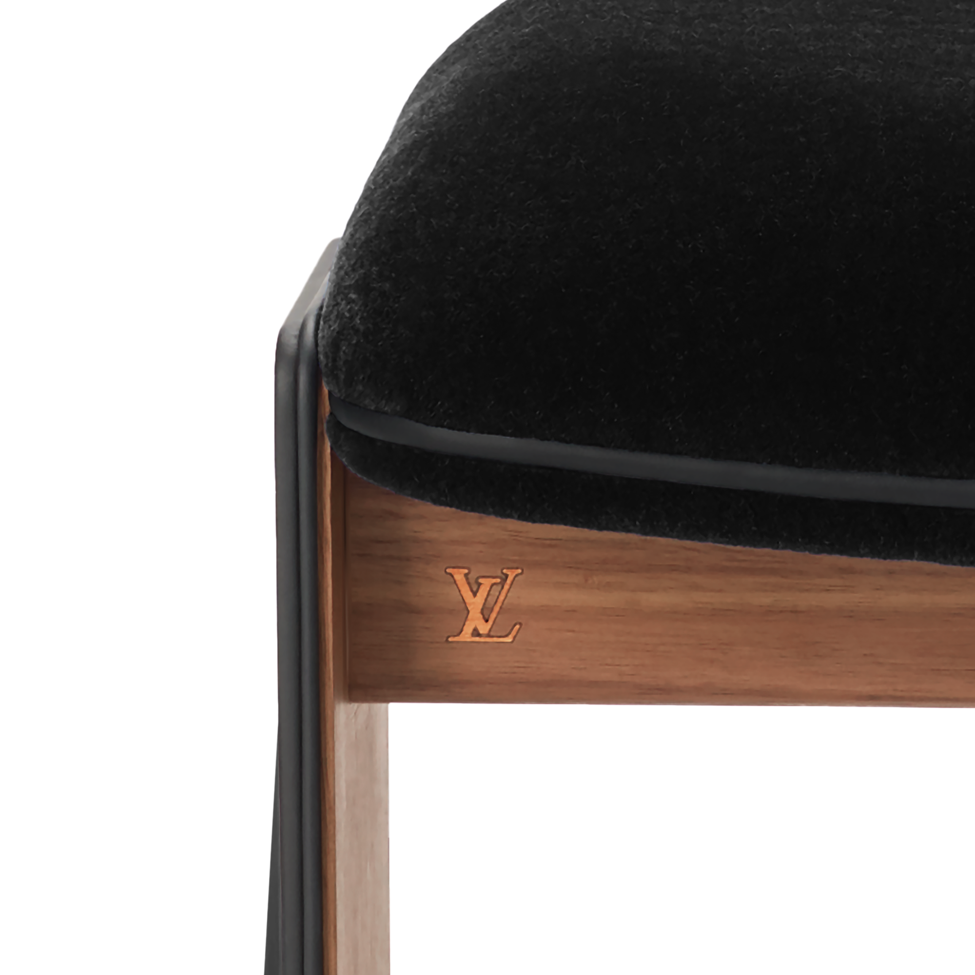  Home and Art of Dining Furniture Pegaso Chair | Louis Vuitton ® (Product zoom)