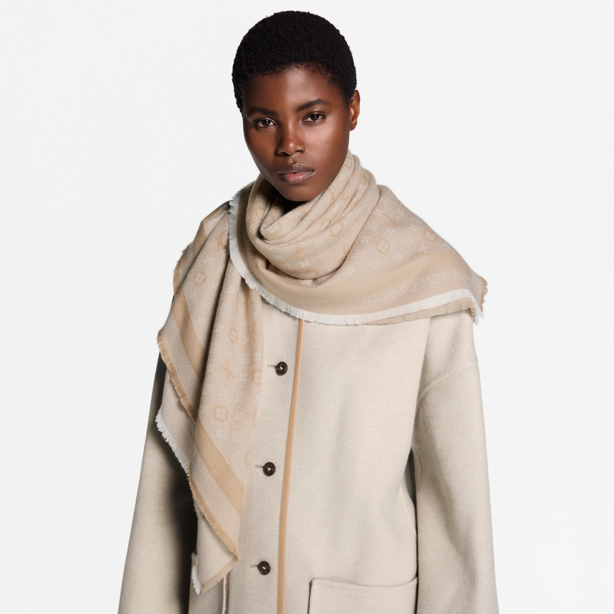 S00 Accessories Shawls and Stoles Petit Natte Shawl | Louis Vuitton ® (Product zoom)