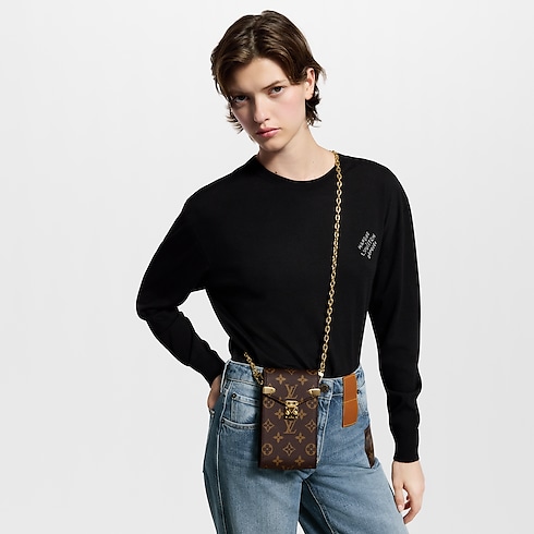 Monogram Small Leather Goods Newness Phone Pouch Métis | Louis Vuitton ® (Product zoom)