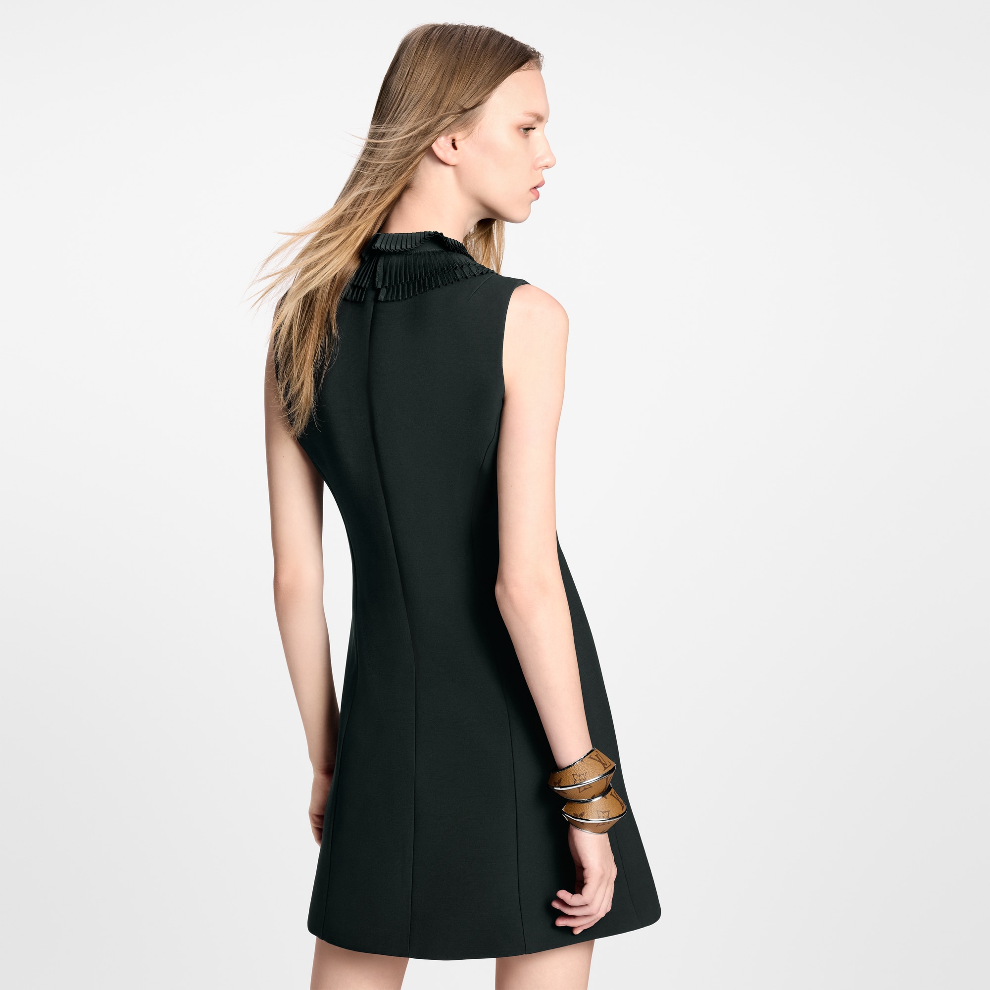  Ready-to-Wear Dresses Pleat Collar Fitted Dress | Louis Vuitton ® (Product zoom)