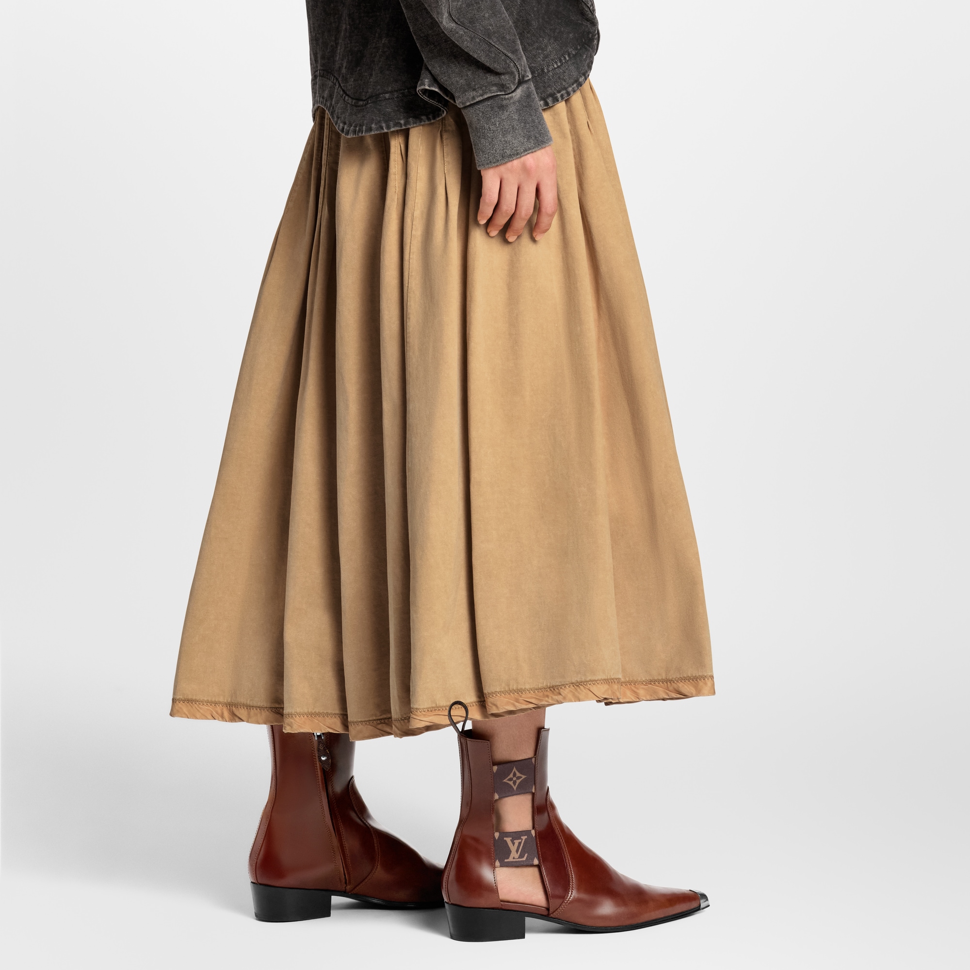  Ready-to-Wear Skirts and Shorts Pleated Jersey Maxi Skirt | Louis Vuitton ® (Product zoom)