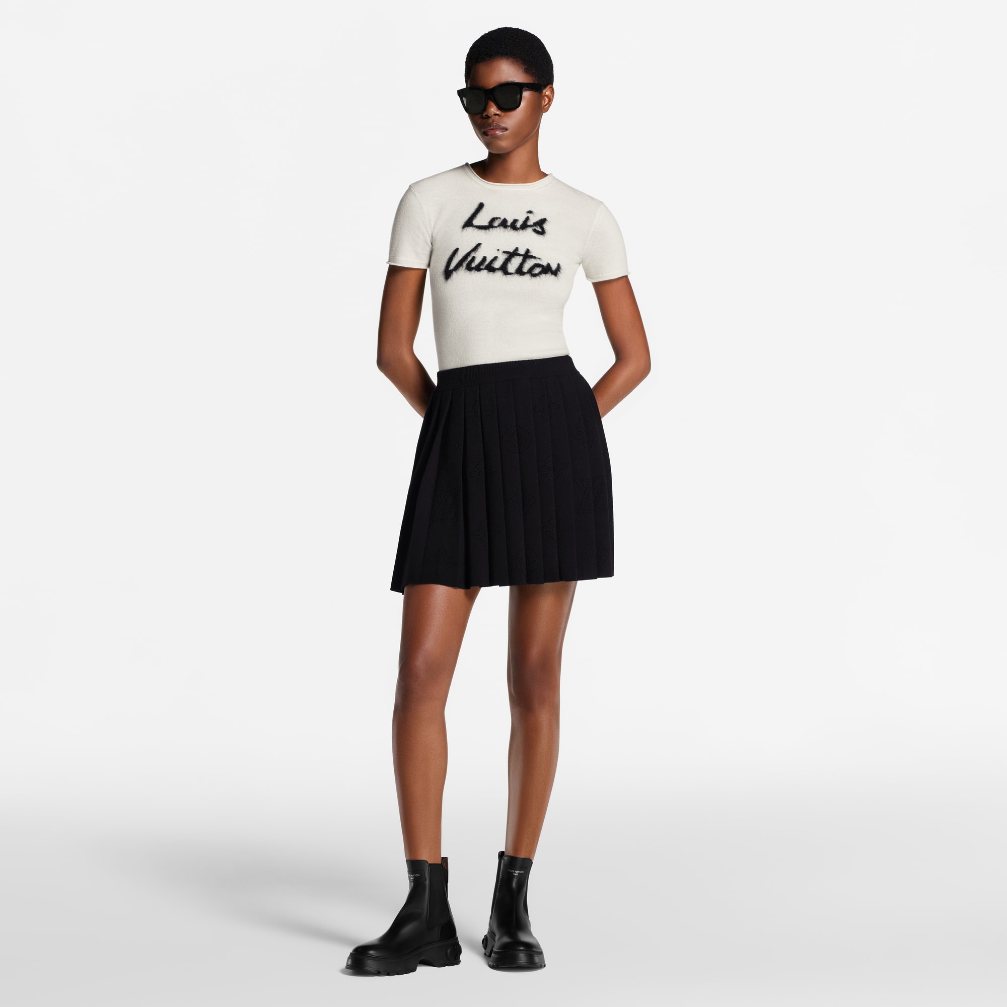  Ready-to-Wear Skirts and Shorts Pleated Mahina Knit Skirt | Louis Vuitton ® (Product zoom)
