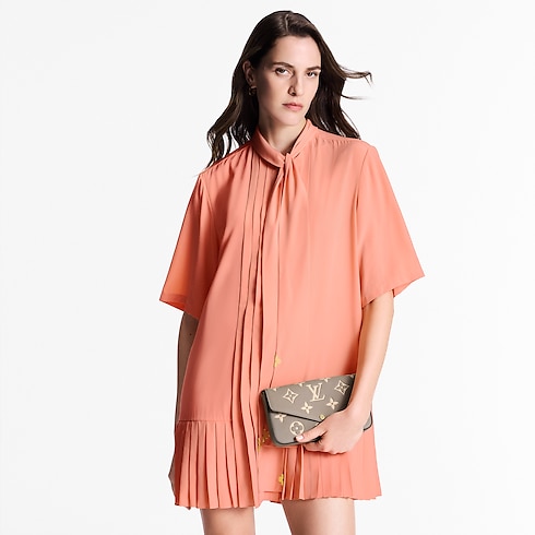 Monogram Empreinte Leather Small Leather Goods All Small Leather Goods Pochette Félicie | Louis Vuitton ® (Product zoom)