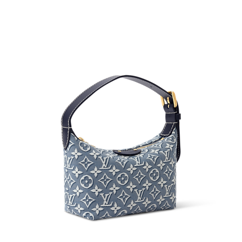 G82 Small Leather Goods Nano Bags and Chain Wallets Pochette Hills | Louis Vuitton ® (Product zoom)