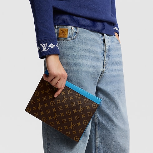 Monogram Macassar Canvas For Him } Pochette Voyage MM | Louis Vuitton ® (Product zoom)