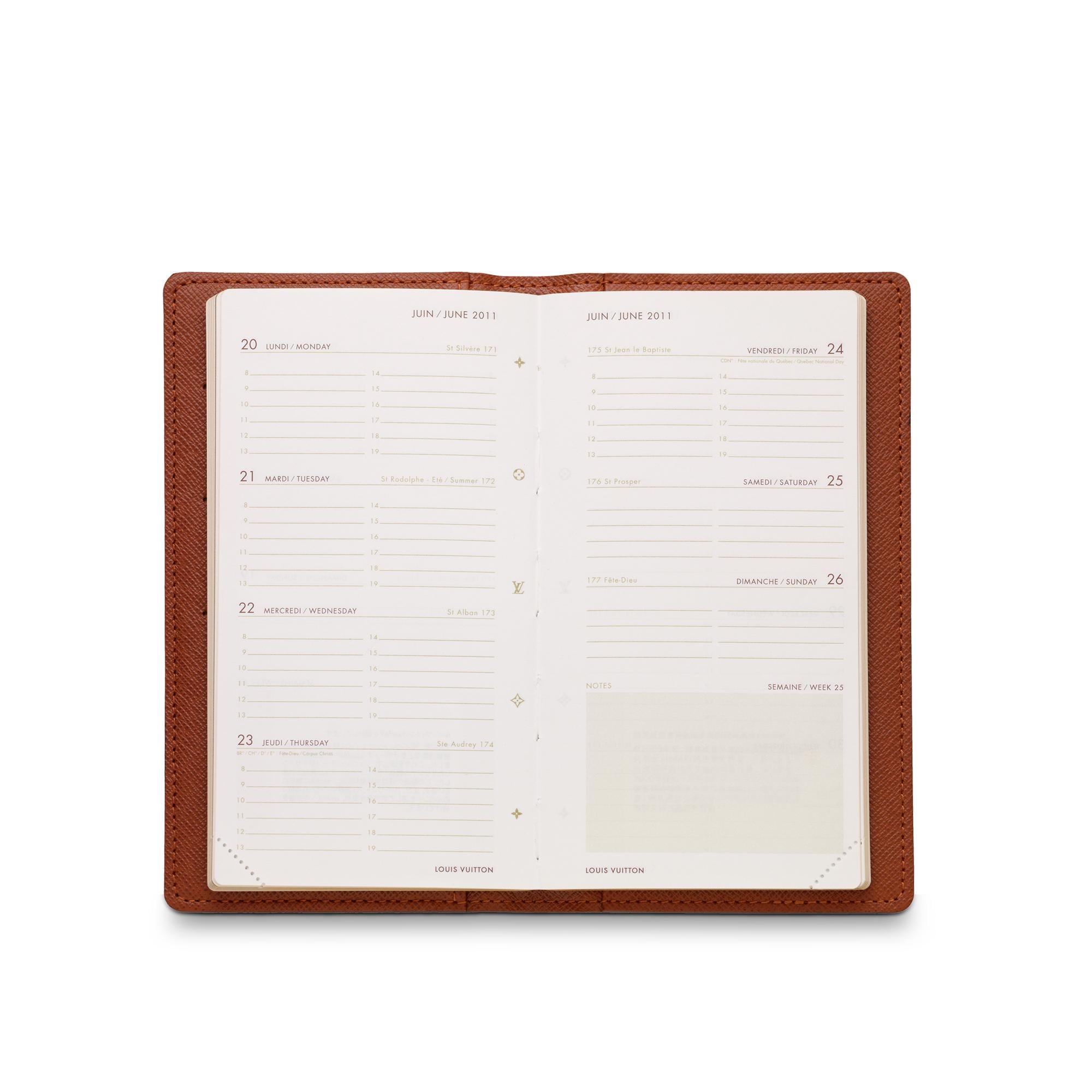 Monogram Personalization Leather Goods } Pocket Agenda Cover | Louis Vuitton ® (Product zoom)