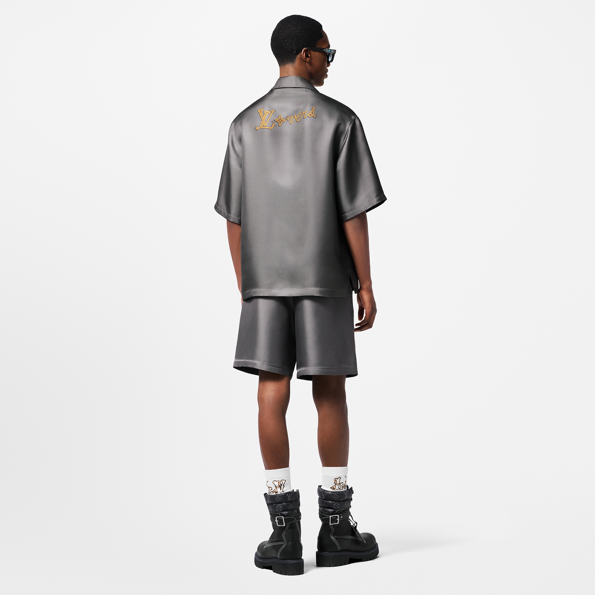  Ready-to-Wear Pants Printed Silk Shorts | Louis Vuitton ® (Product zoom)