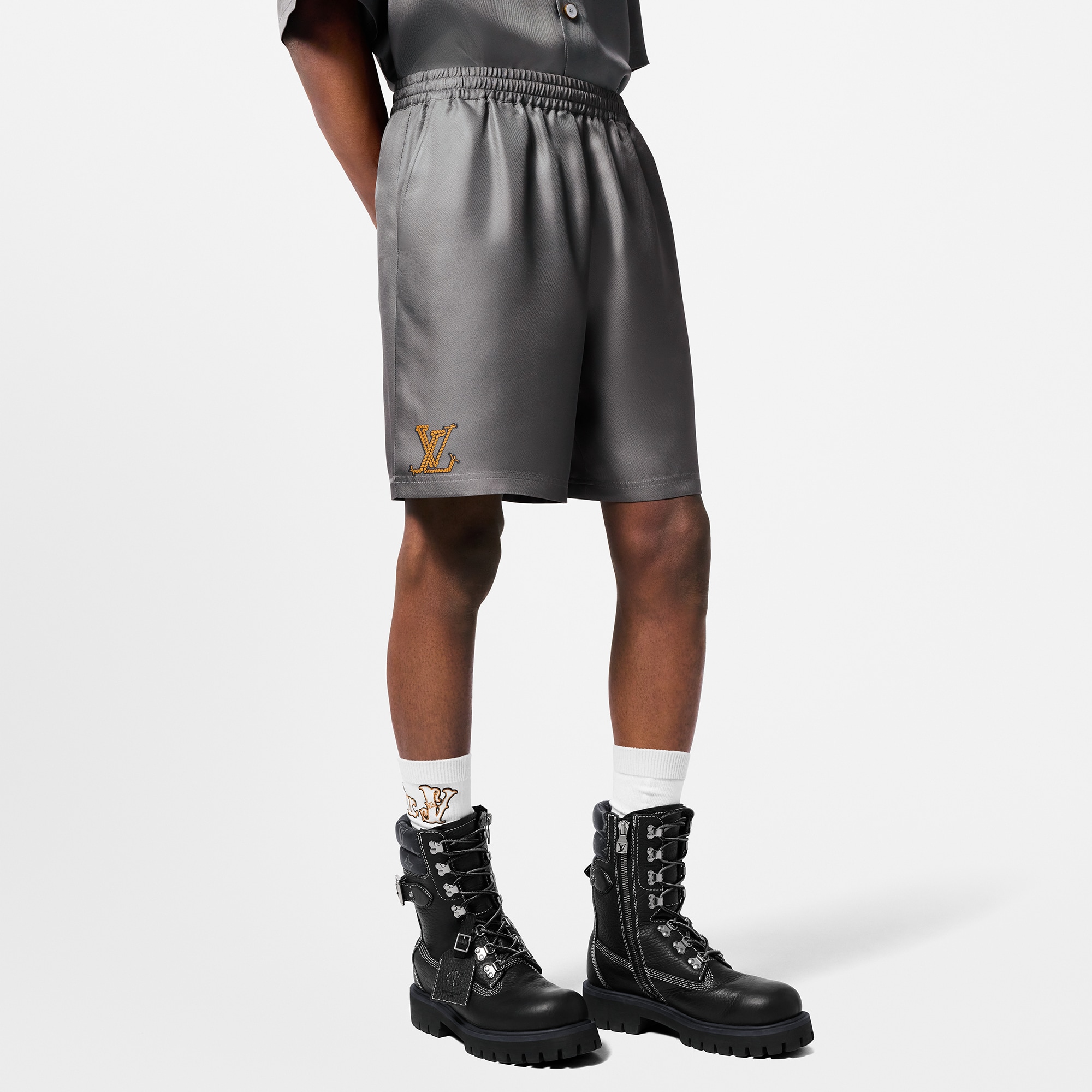  Ready-to-Wear Pants Printed Silk Shorts | Louis Vuitton ® (Product zoom)
