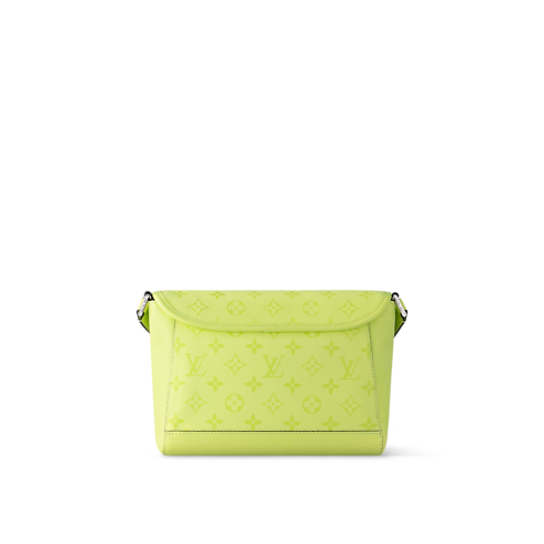 Taigarama Women's Bags Newness Pulse Messenger | Louis Vuitton ® (Product zoom)