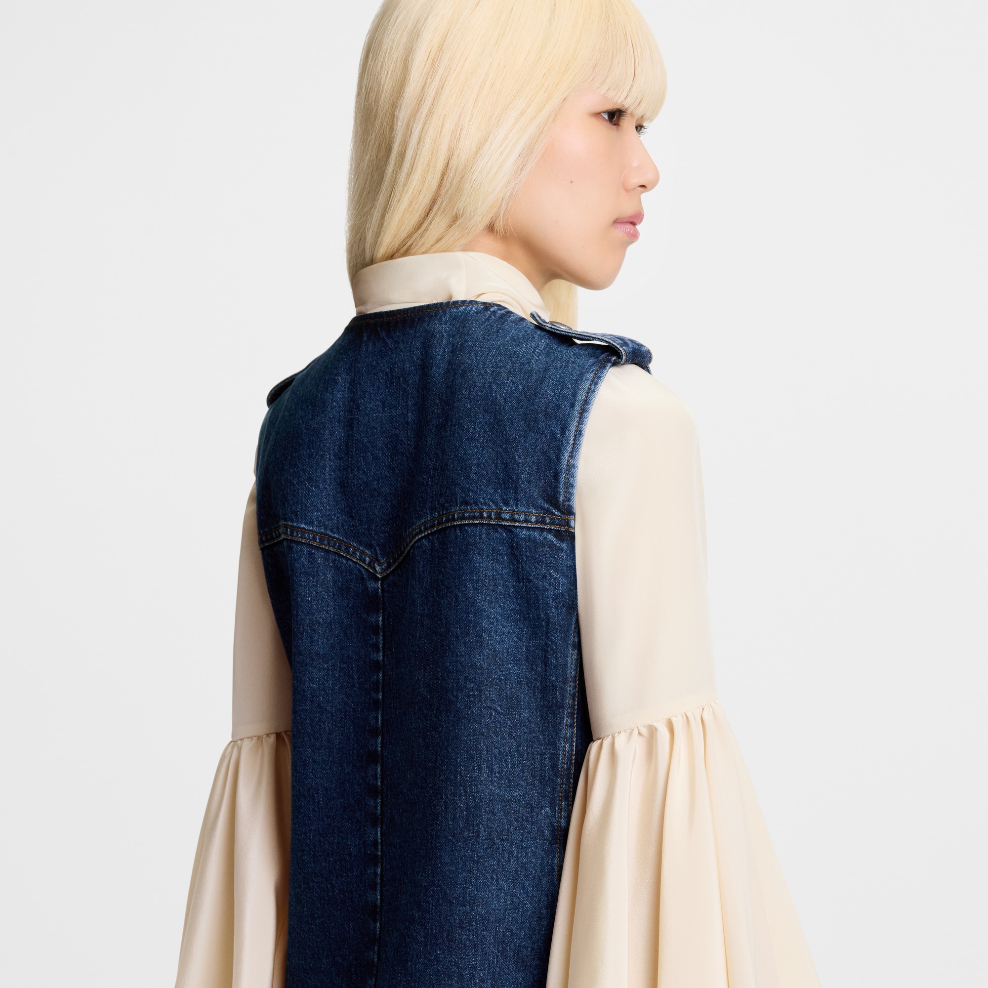  Ready-to-Wear Dresses Raw Denim Zip-Up Dress | Louis Vuitton ® (Product zoom)