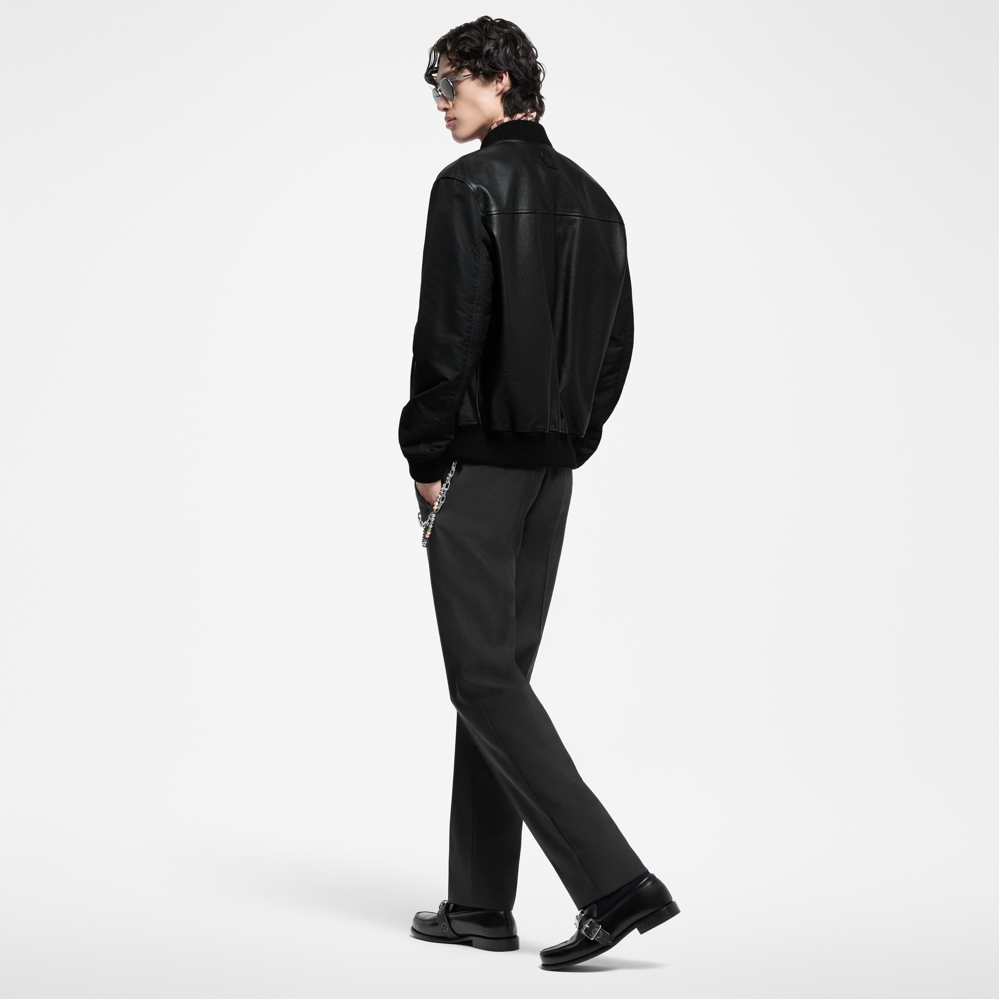  Ready-to-Wear Coats and Outerwear Reversible Leather Nylon Jacket | Louis Vuitton ® (Product zoom)