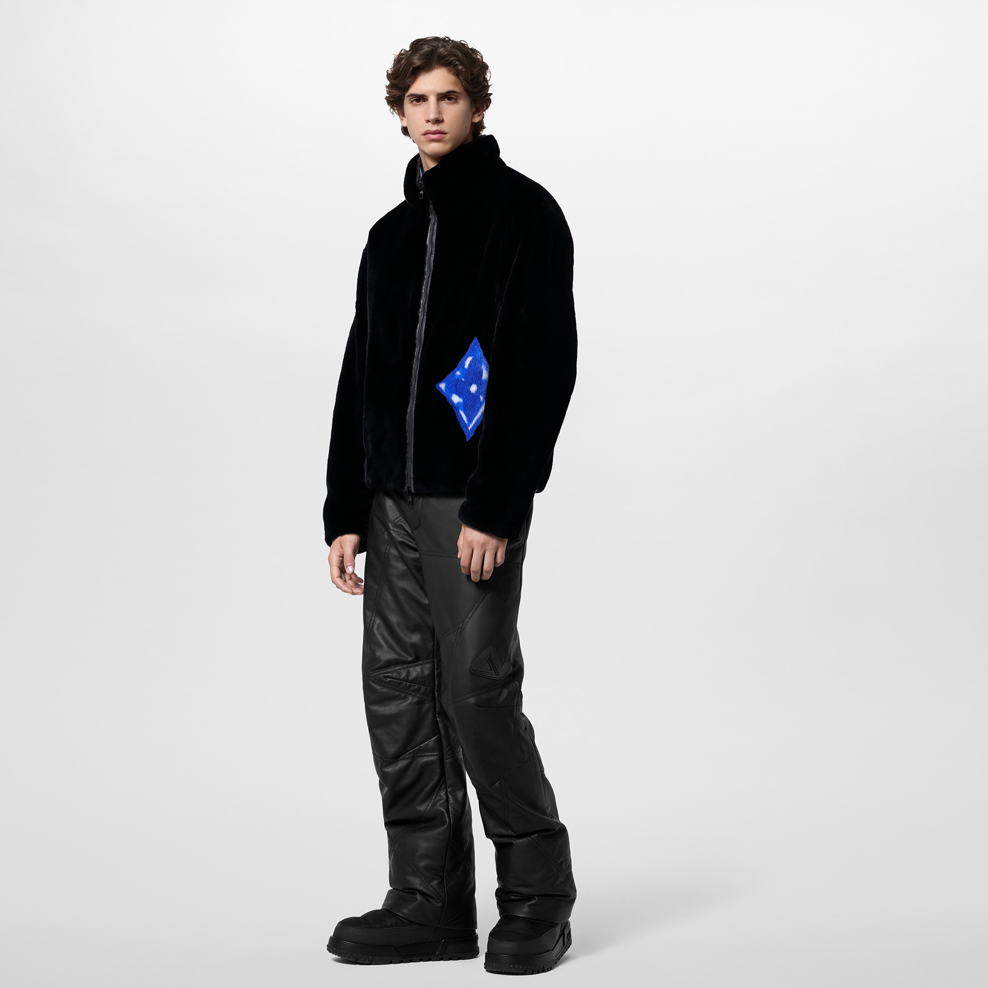  Ready-to-Wear Coats and Outerwear Reversible Mink Blouson | Louis Vuitton ® (Product zoom)