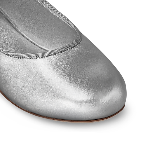 Shoes Loafers and Ballerinas Romy Flat Ballerina | Louis Vuitton ® (Product zoom)