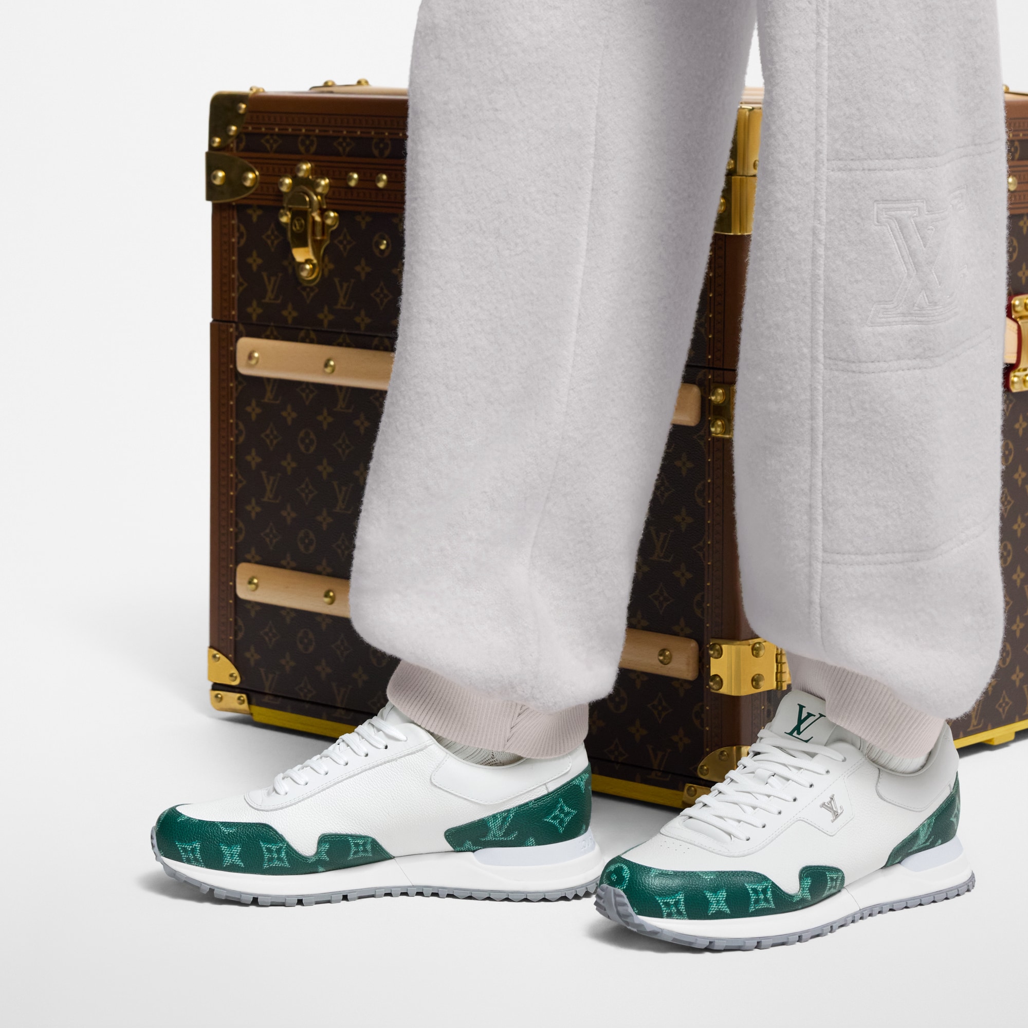  Shoes Sneakers Run Away Sneaker | Louis Vuitton ® (Product zoom)