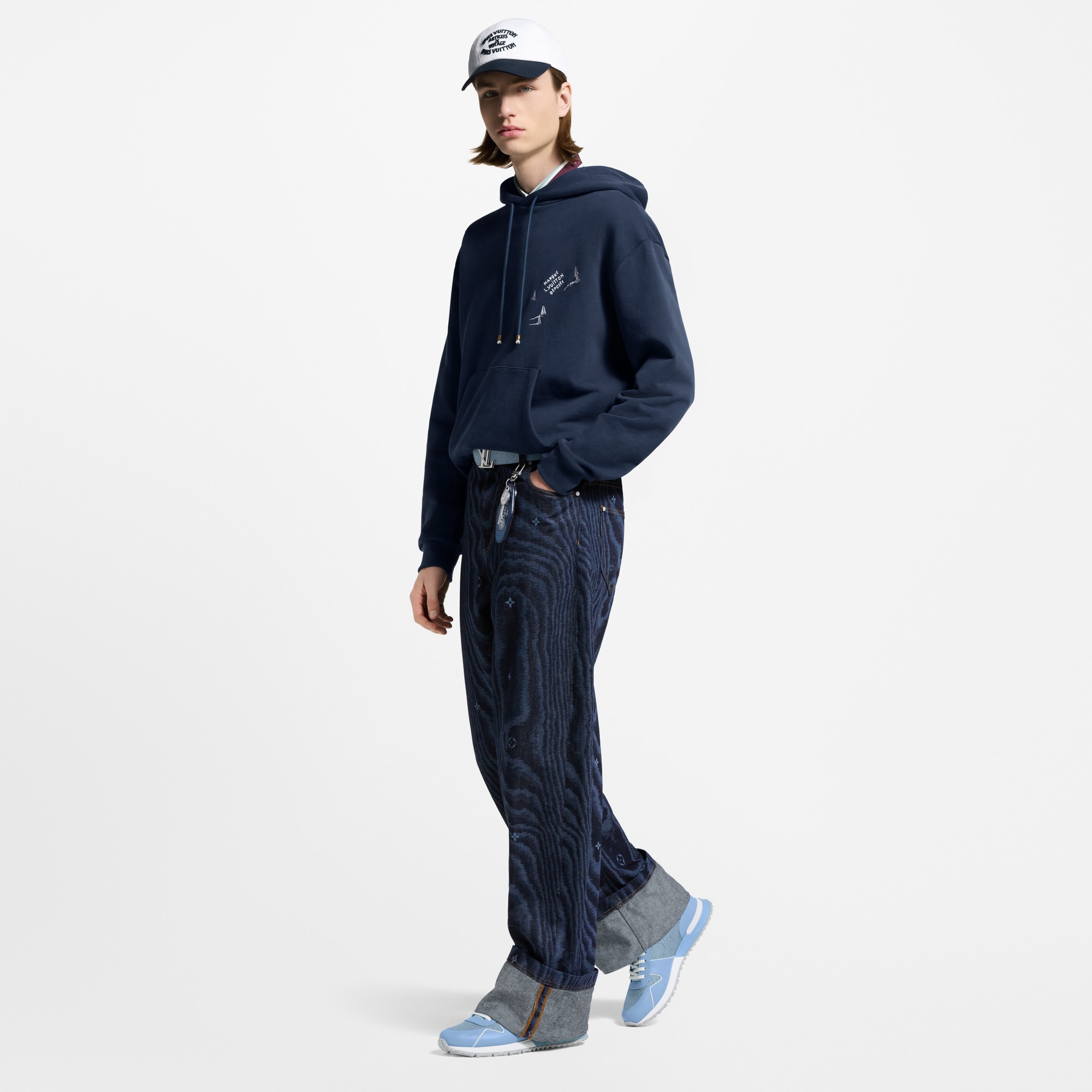  Shoes Sneakers Run Away Sneaker | Louis Vuitton ® (Product zoom)