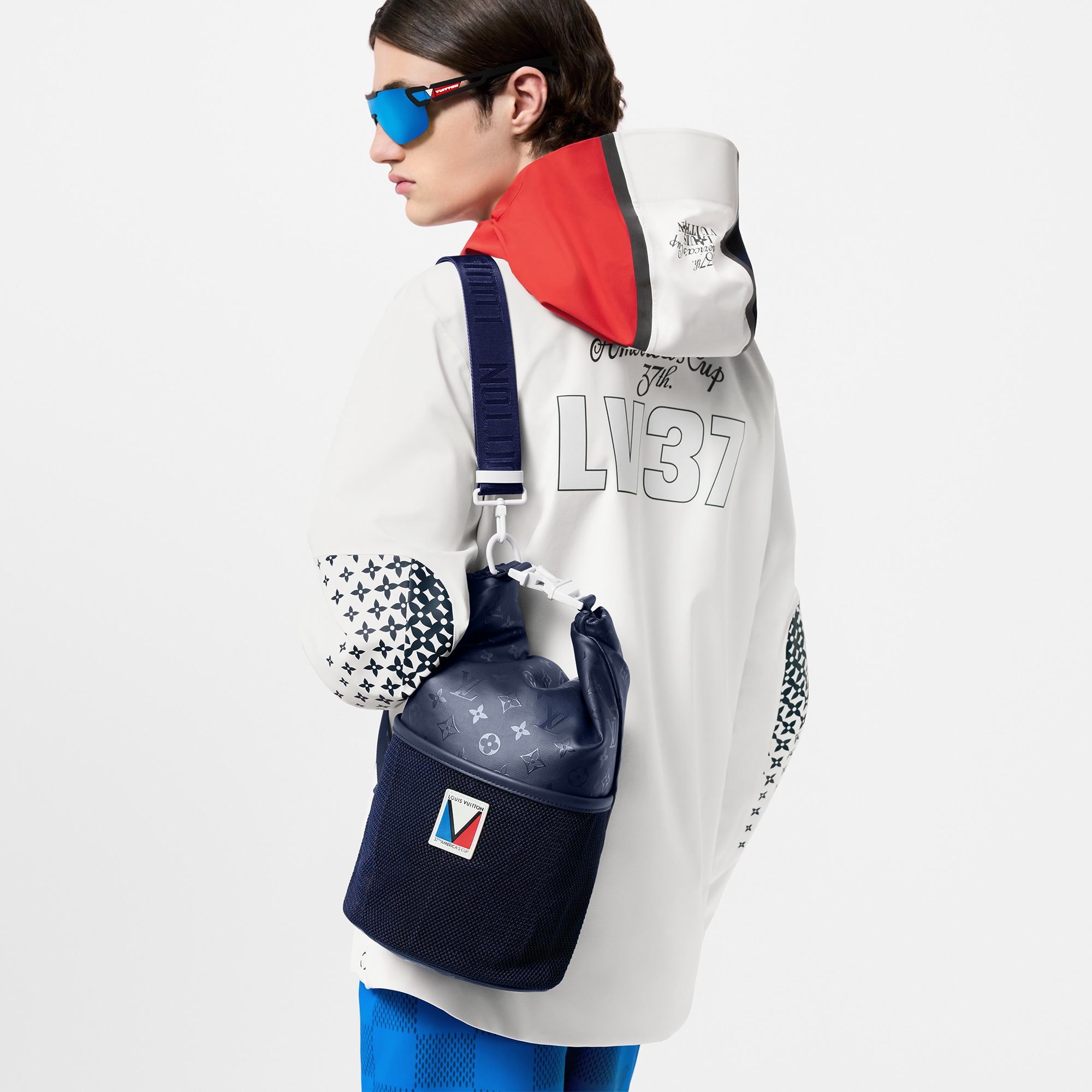 G68 Bags All Collections Sailor Sling | Louis Vuitton ® (Product zoom)