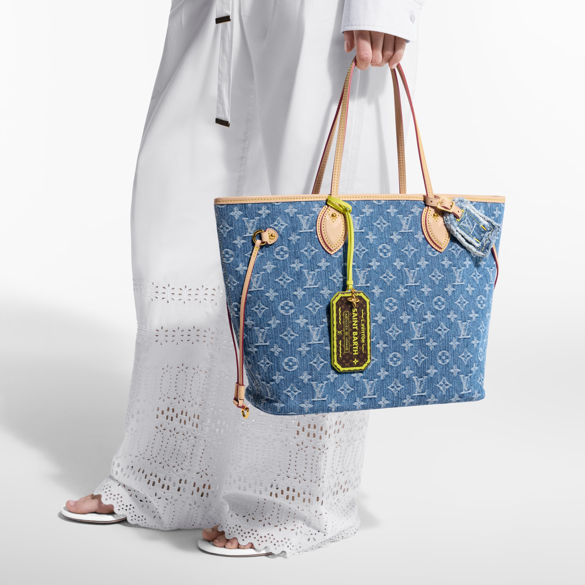 S00 Accessories Key Holders and Bag Charms Saint Barth Beach Pass Bag Charm | Louis Vuitton ® (Product zoom)