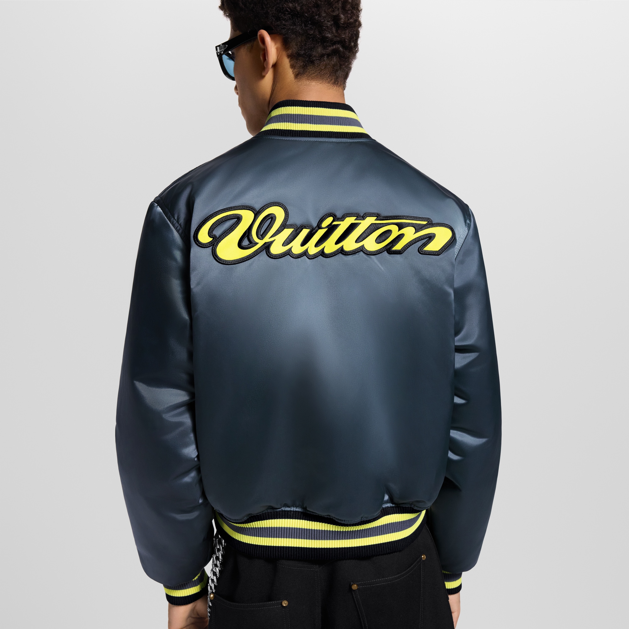  Ready-to-Wear Coats and Outerwear Satin Baseball Blouson | Louis Vuitton ® (Product zoom)