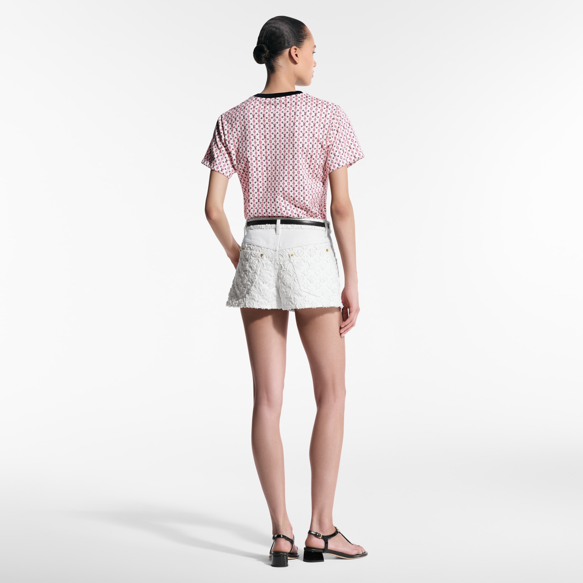  Ready-to-Wear Tops Scarf Print T-Shirt | Louis Vuitton ® (Product zoom)