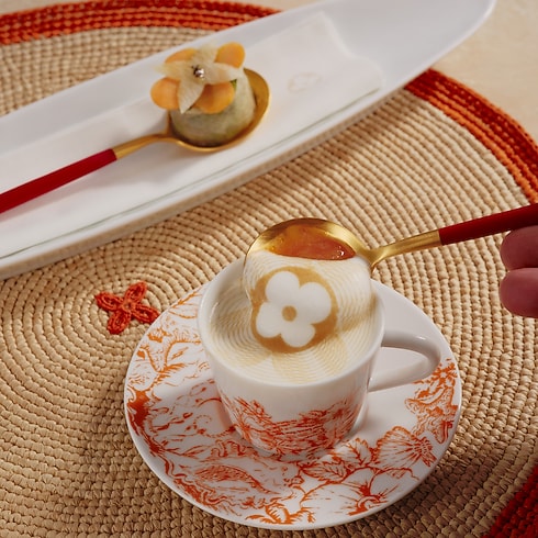 Home and Art of Dining Art of Dining Set Of 2 Coffee Cups and Saucers LV By The Pool | Louis Vuitton ® (Product zoom)