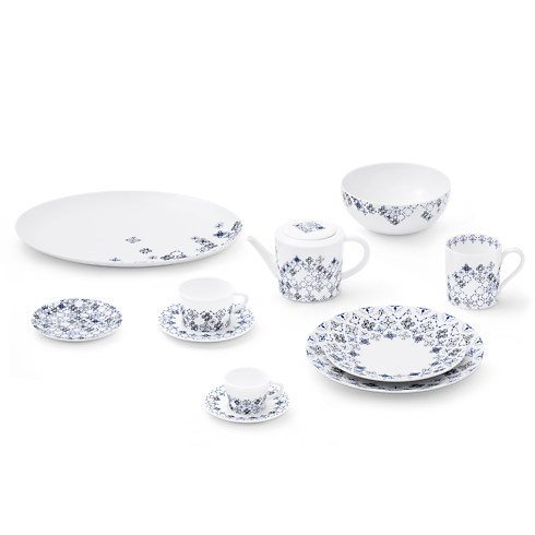 Home and Art of Dining Art of Dining Set Of 2 Dinner Plates LV By The Pool | Louis Vuitton ® (Product zoom)