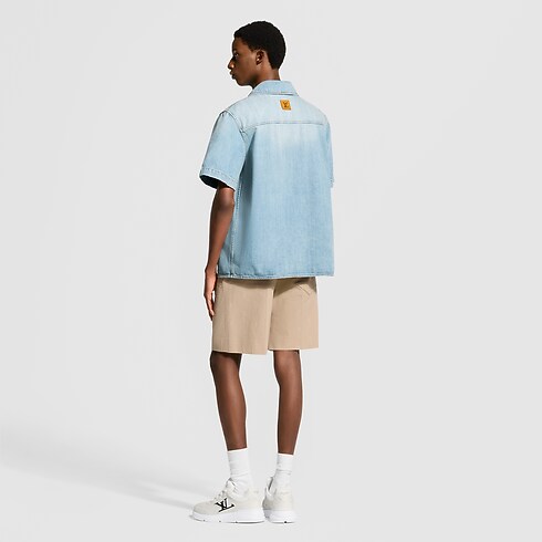 Ready-to-Wear Shirts Short-Sleeved Denim Shirt | Louis Vuitton ® (Product zoom)