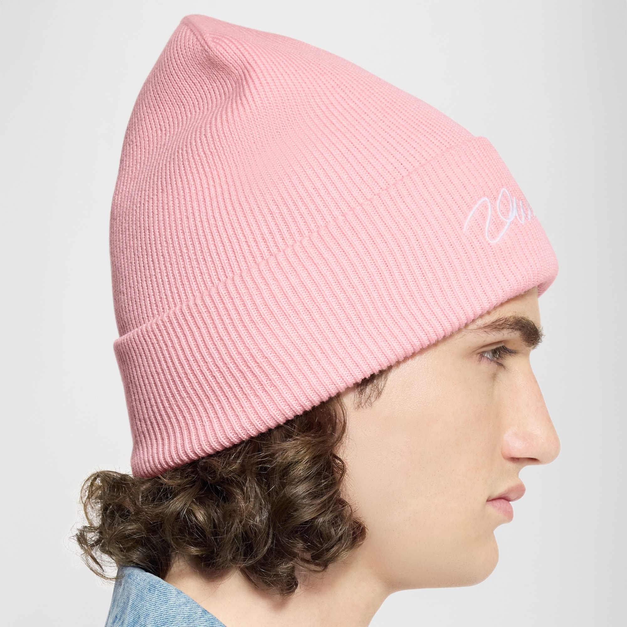 S00 Accessories Hats, Beanies and Gloves Signature Beanie | Louis Vuitton ® (Product zoom)