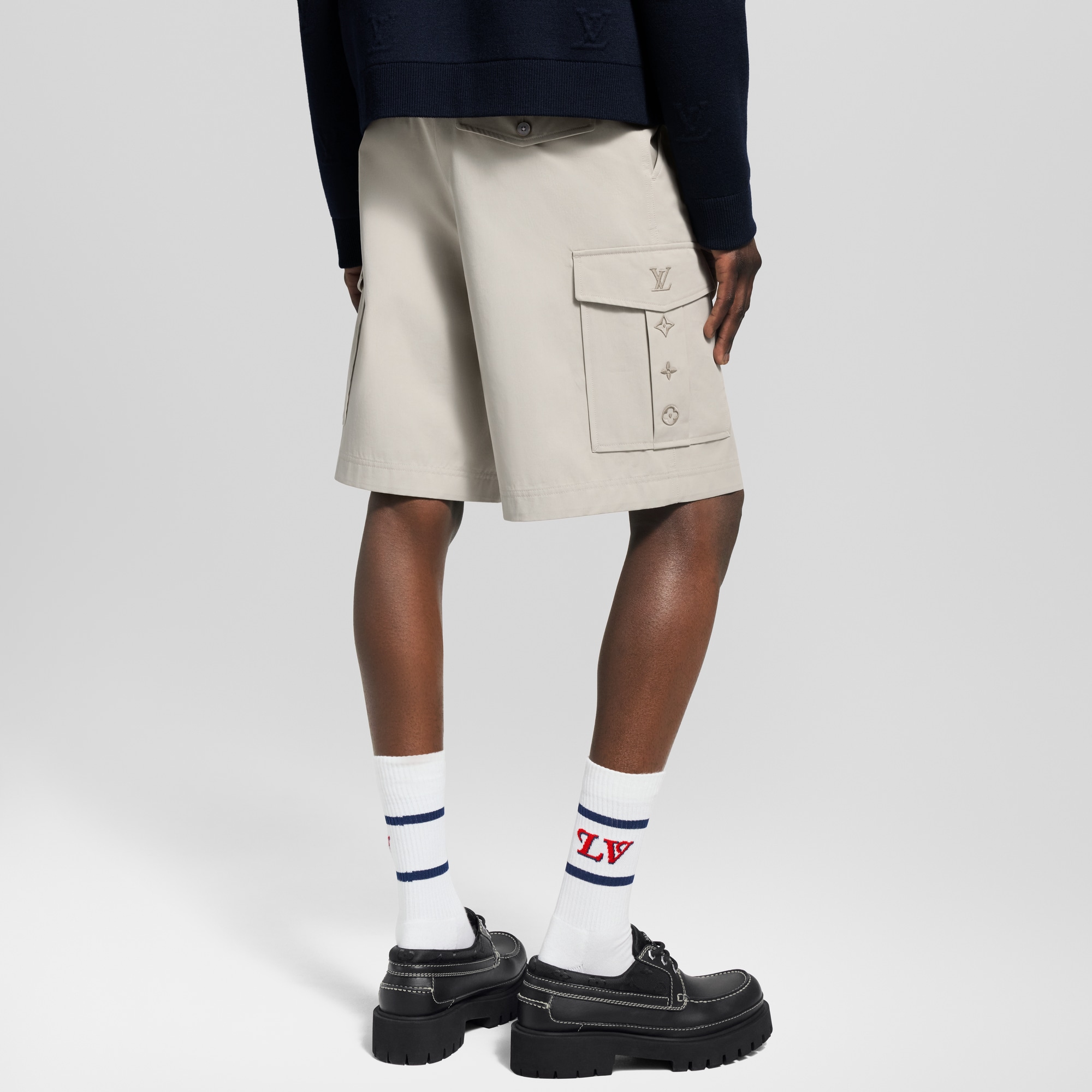  Ready-to-Wear Pants Signature Cargo Shorts | Louis Vuitton ® (Product zoom)