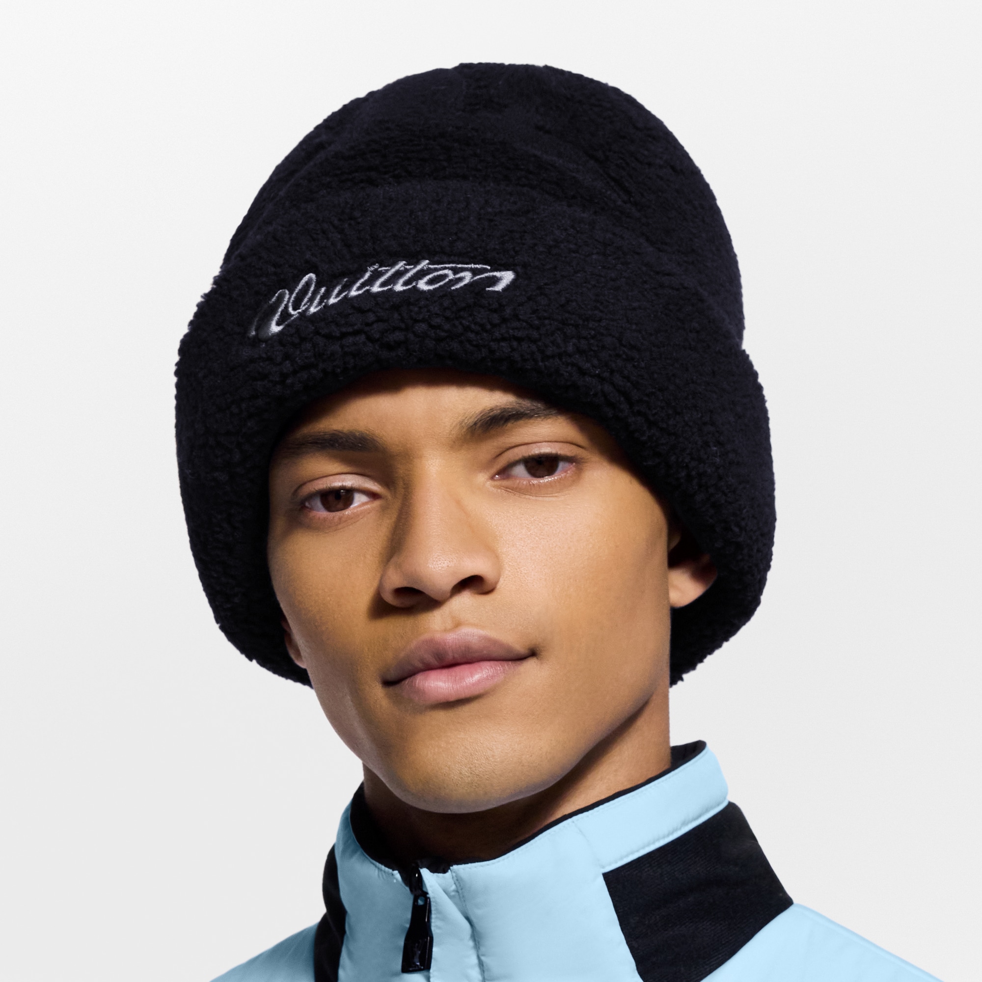 S00 Accessories Hats, Beanies and Gloves Signature Fleece Beanie | Louis Vuitton ® (Product zoom)