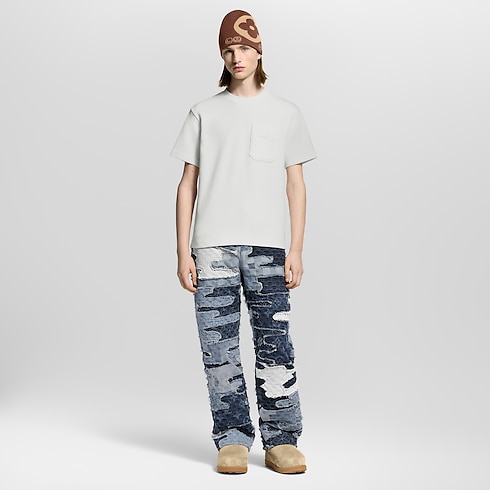 Ready-to-Wear T-Shirts and Polos Signature Pocket T-Shirt | Louis Vuitton ® (Product zoom)
