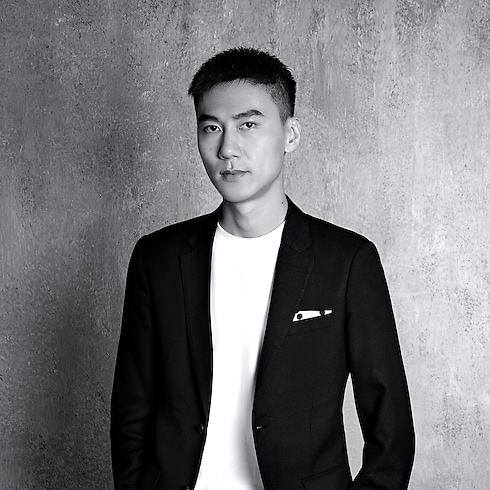 Home and Art of Dining Furniture Signature Sofa Indoor By Frank Chou | Louis Vuitton ® (Product zoom)