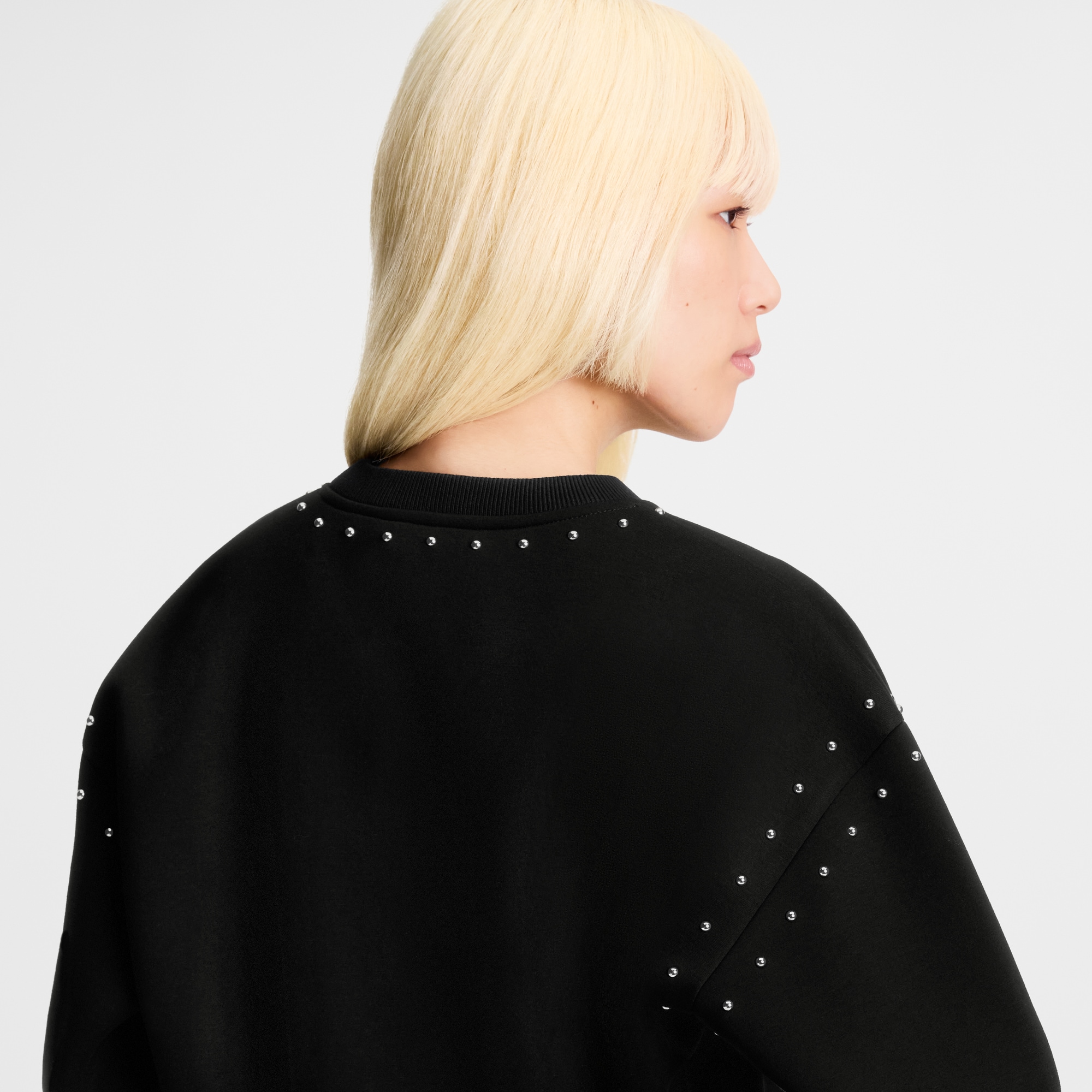  Ready-to-Wear Knitwear Signature Stud Sweater | Louis Vuitton ® (Product zoom)