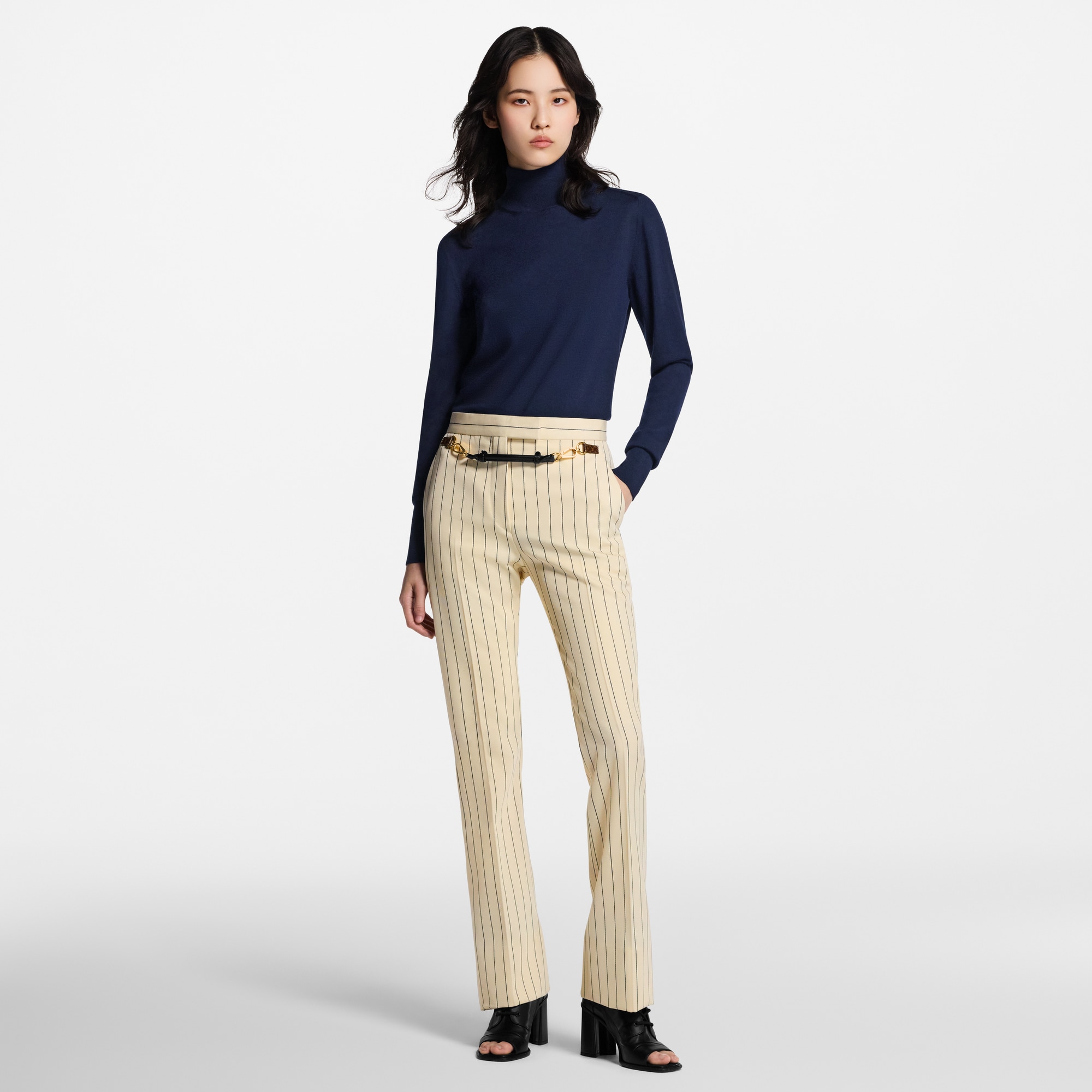  Ready-to-Wear Knitwear Signature Tag Turtleneck Pullover | Louis Vuitton ® (Product zoom)