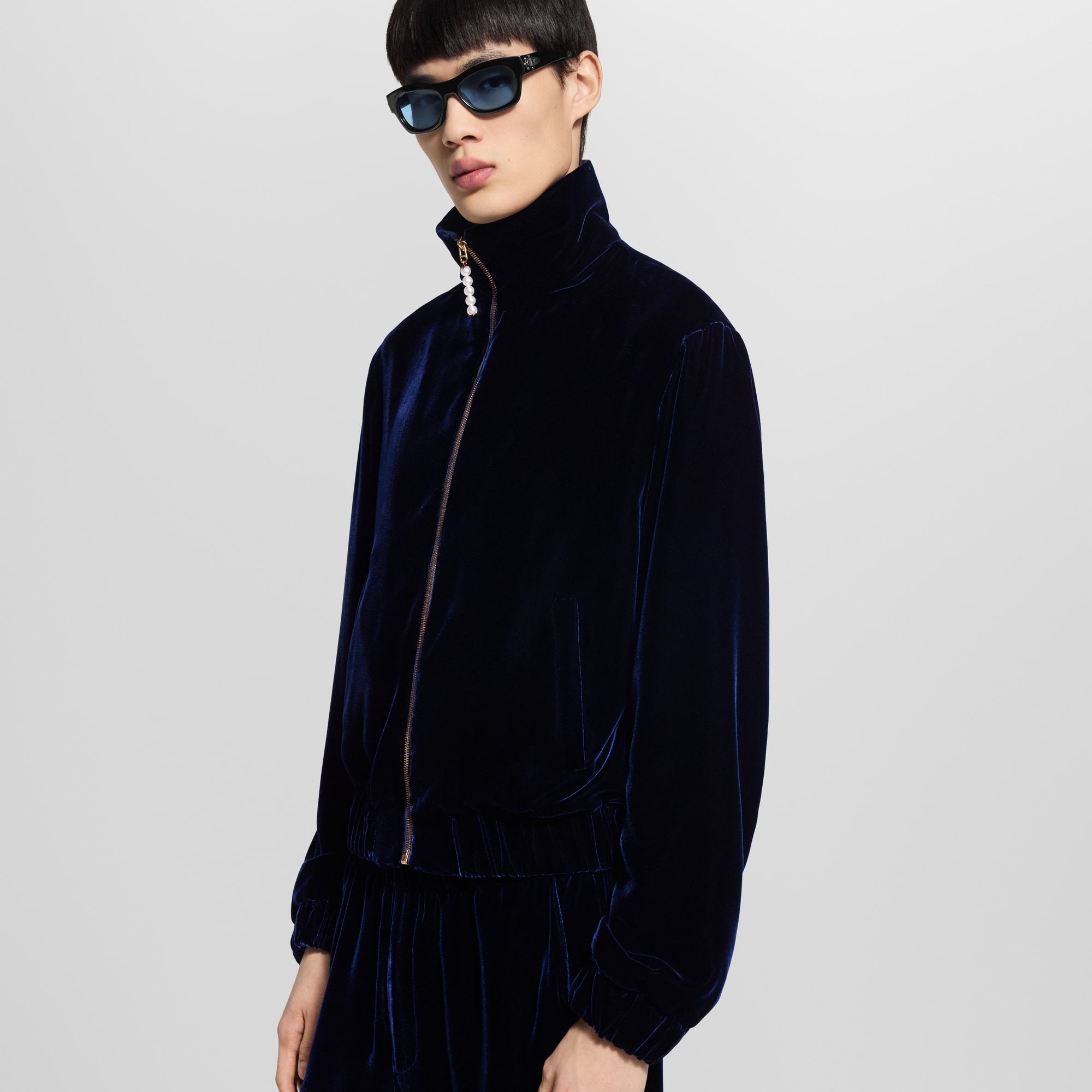  Ready-to-Wear Coats and Outerwear Silk Velvet Tracksuit Top | Louis Vuitton ® (Product zoom)