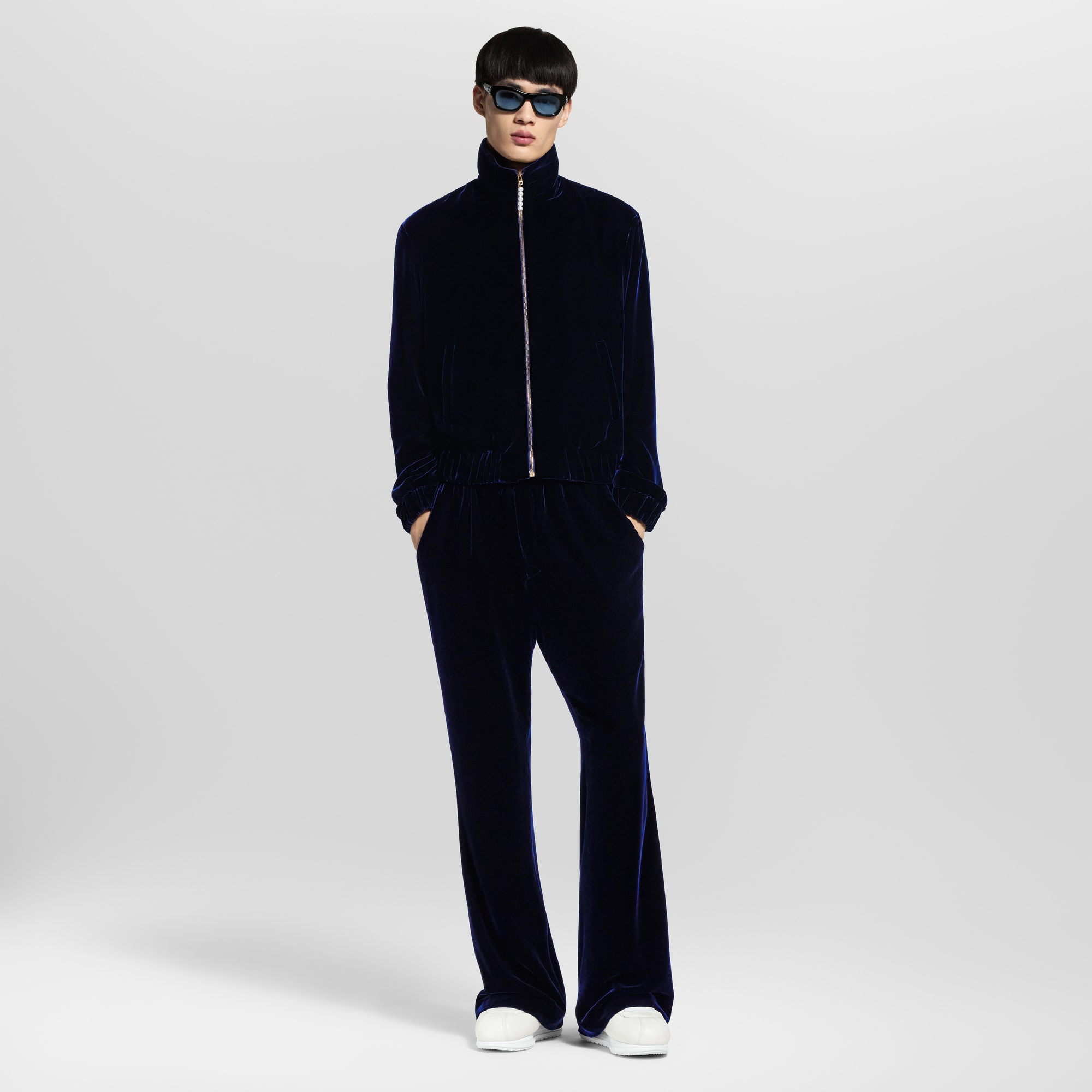  Ready-to-Wear Coats and Outerwear Silk Velvet Tracksuit Top | Louis Vuitton ® (Product zoom)