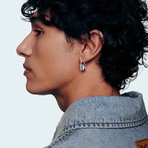 Categories Earrings Silver Lockit Earring, Sterling Silver - Per Unit | Louis Vuitton ® (Product zoom)